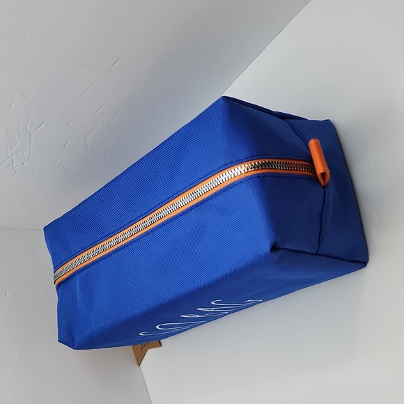 RAE DUNN Toiltry BAG BLUE - Picture 2 of 16